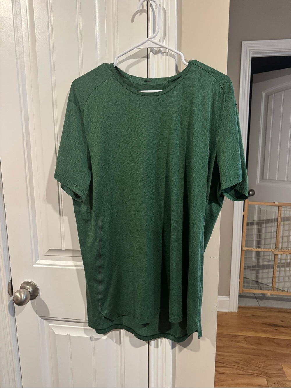 Lululemon Men's Athletic Short-Sleeve Crew Neck Shirt - Green